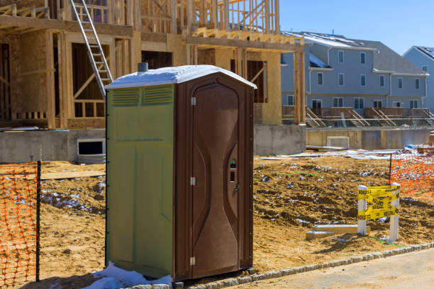 Types of Portable Toilets We Offer in Inglewood, CA